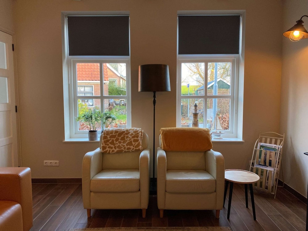 Fantastic Luxury Vacation Home and Next to the Wadden Sea