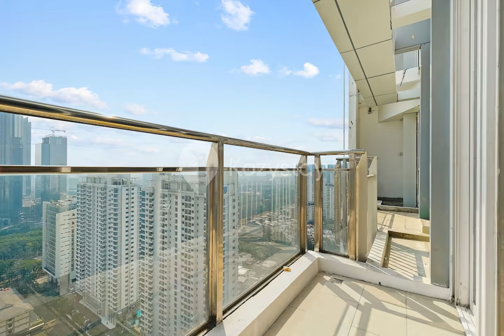 Springhill Royale Suites Sky Pool