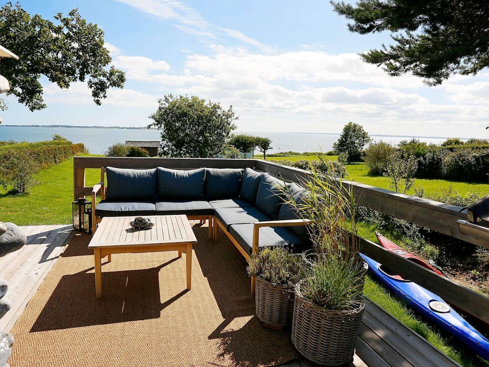 6 Person Holiday Home in Faaborg view 5