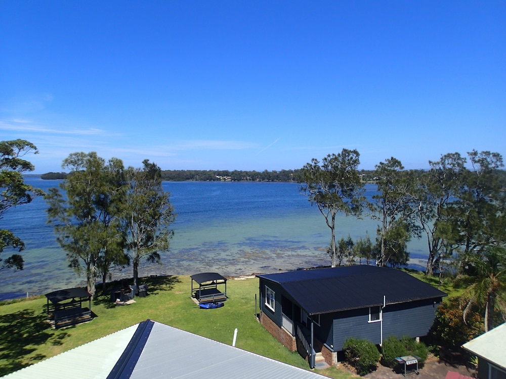 Dungowan Waterfront Apartments