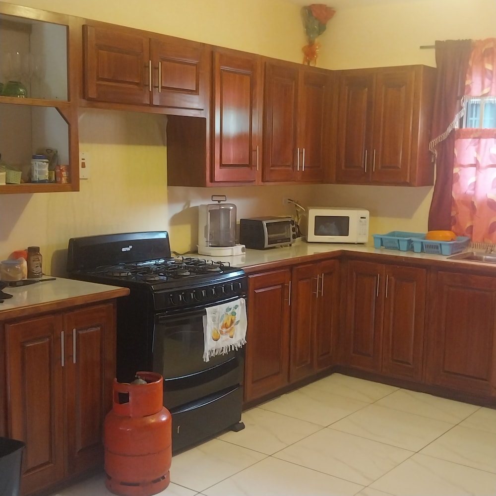 Charming Piarco Home With Garden View