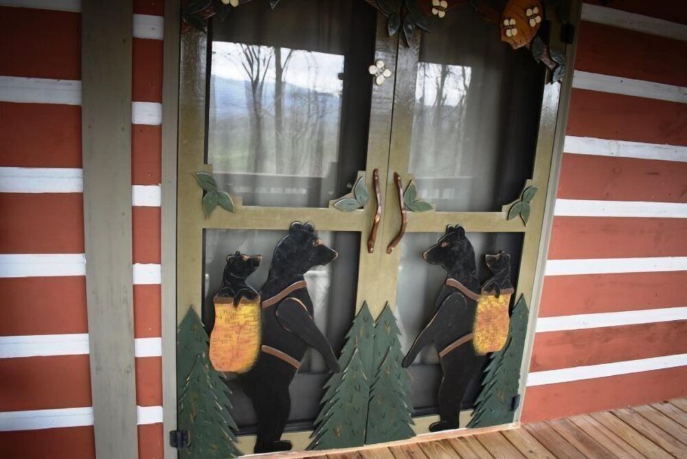 Kade`s Lodge view 4