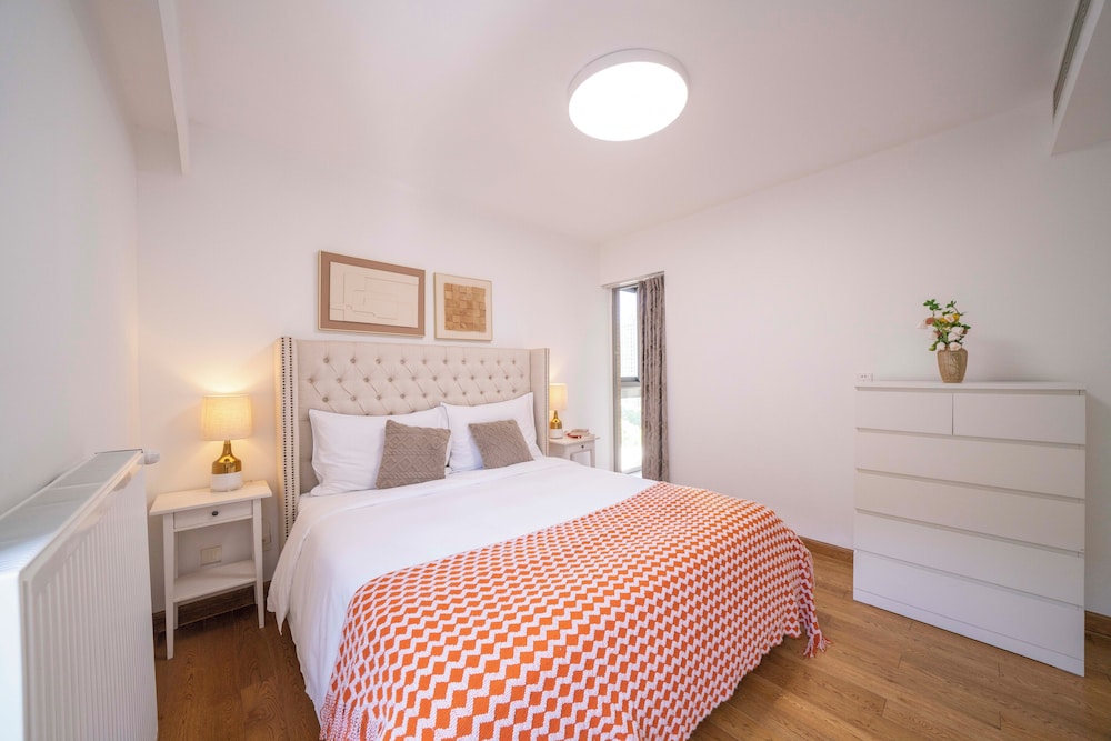 Tyms 3BR 2BA Apartment Yongxin Century