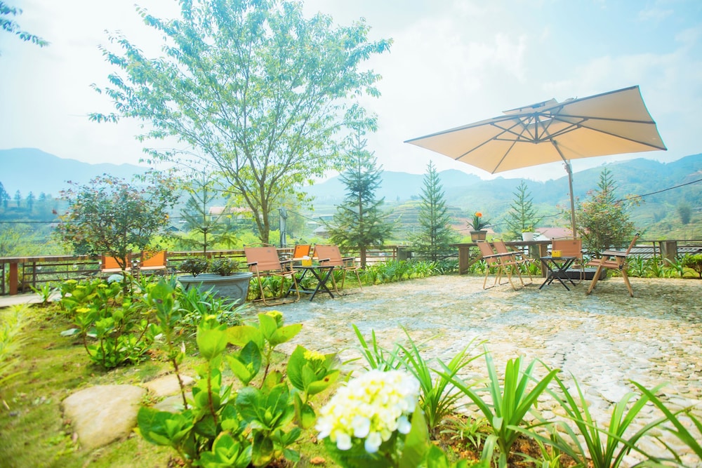 SaPa Village Retreat - Dine & Coffee