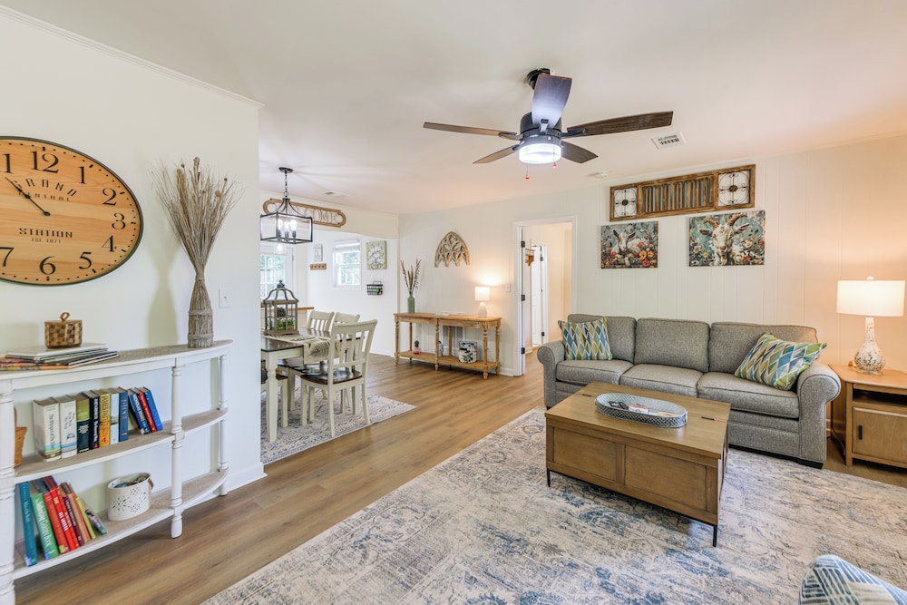 Walk to Dtwn Pine Mountain! 'evergreen Cottage'