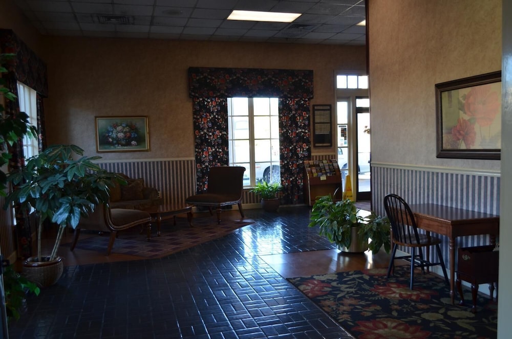 Birmingham Vacations - Travel Inn - Property Image 2