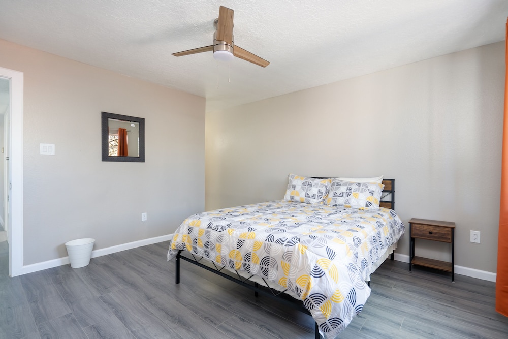 Clark Road Casita view 4