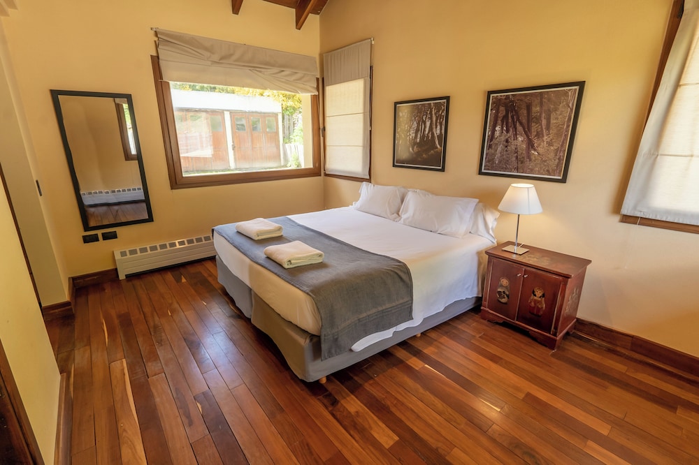 Rent Up -Casa junto al lago Nahuel Huapi