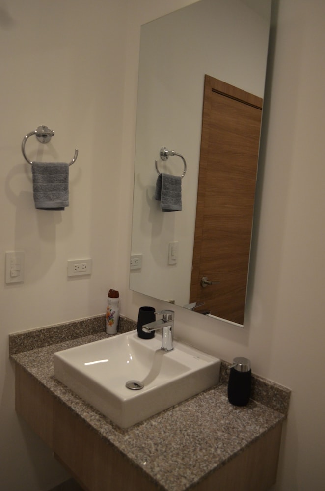 Luxury Residence Suites