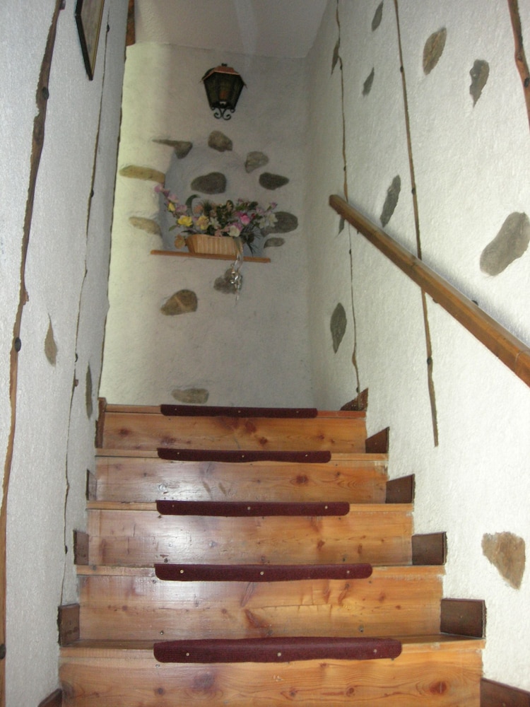 Photo 34