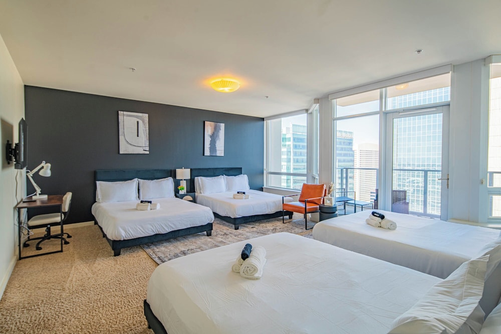 ROVE LIVING/KL - 44 Monroe
