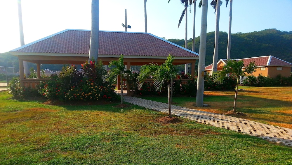 Premium Vacation Rental view 5