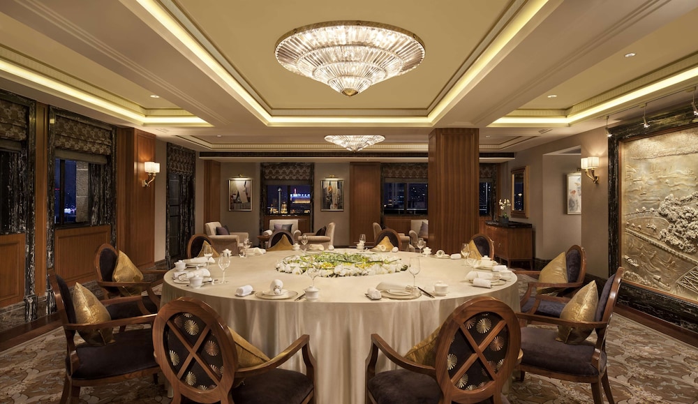 Fairmont Peace Hotel on the Bund 70