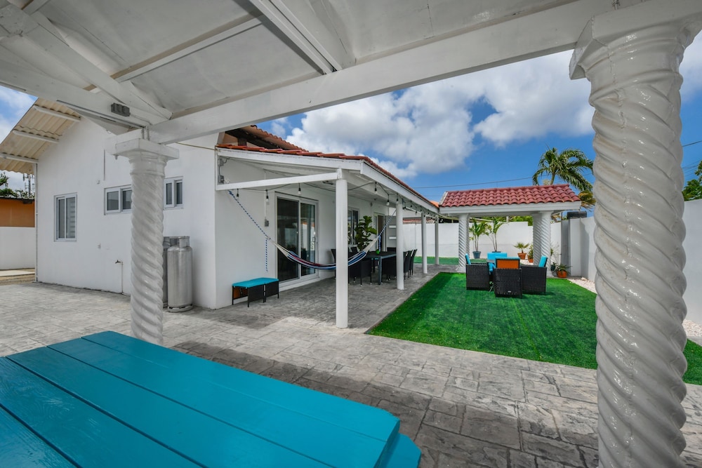 2 min Walk to Ocean - Mangel Halto Aruba
