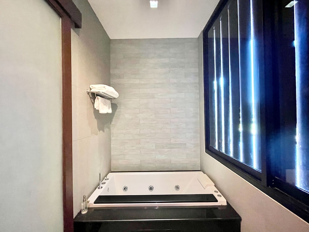 Zensala Riverpark Resort