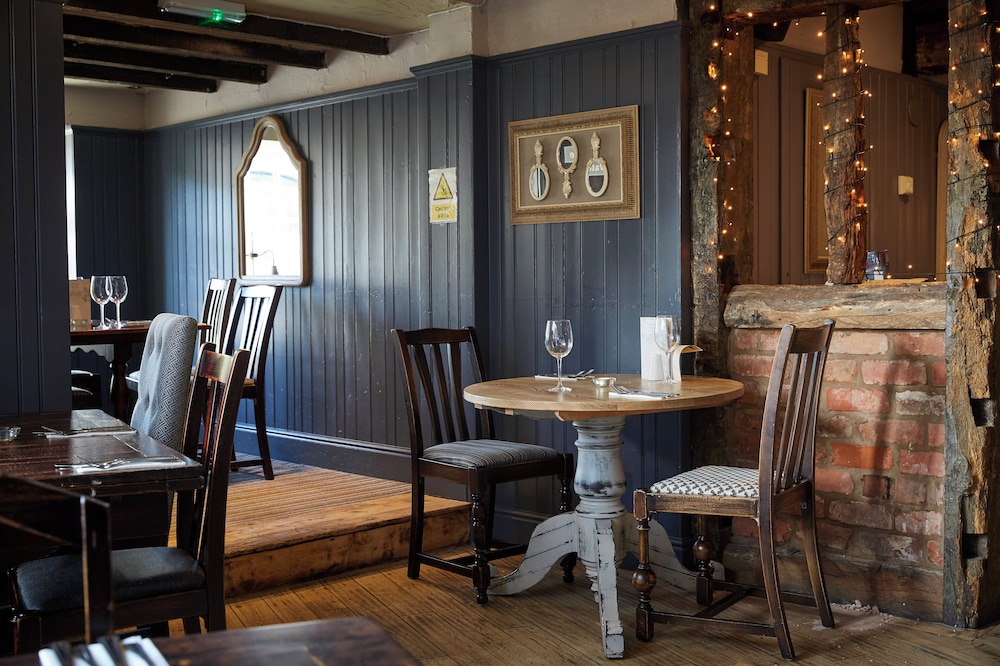 De Trafford Hotel by Chef and Brewer Collection