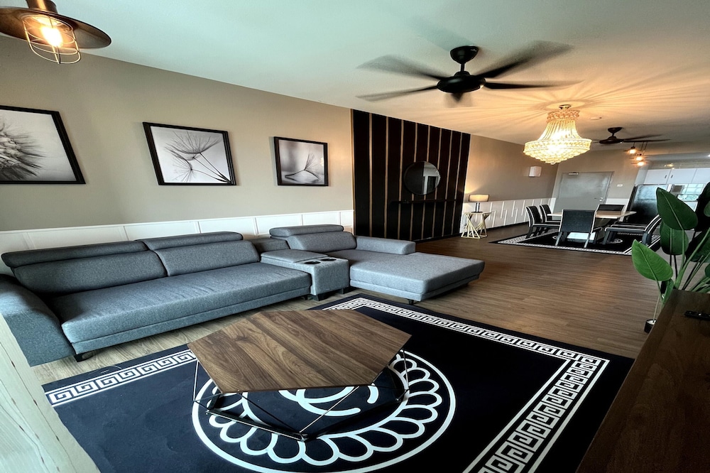 Vista Bangi Serviced Apartments by The River