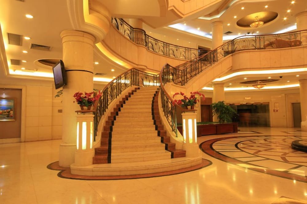 Country Garden Phoenix Hotel Jingmen