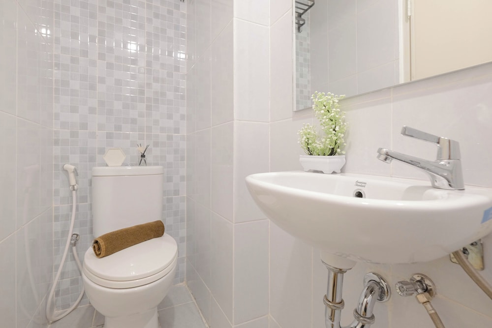 Simply Look And Cozy Studio Apartment Tokyo Riverside Pik 2