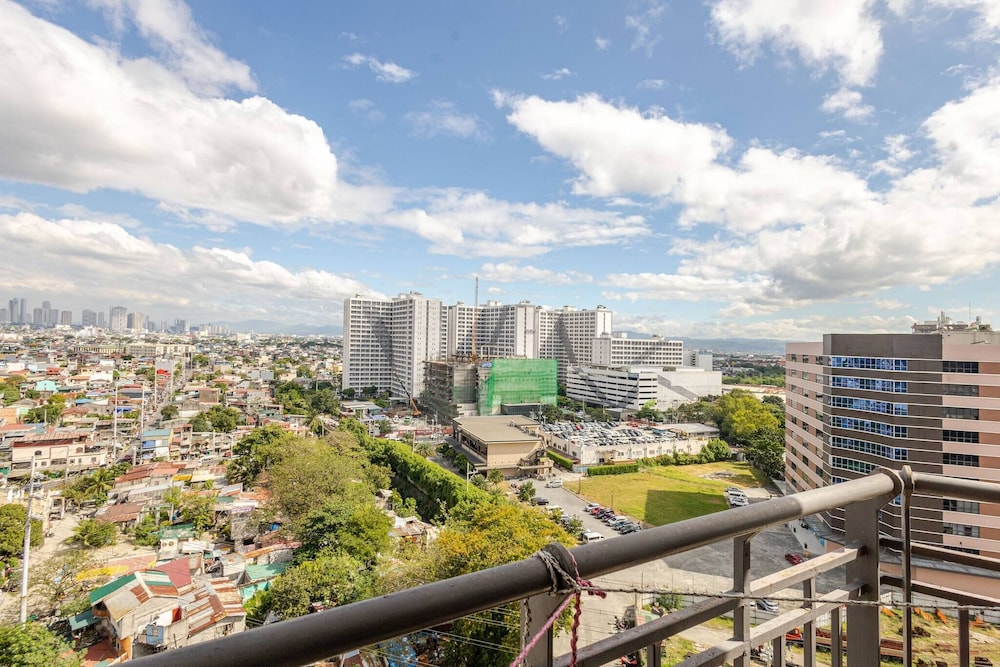Lovely Skyview Haven -near BGC