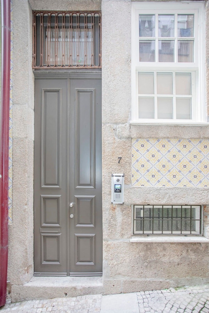 Liiiving in Porto - Ribeira Secret Apartment view 4