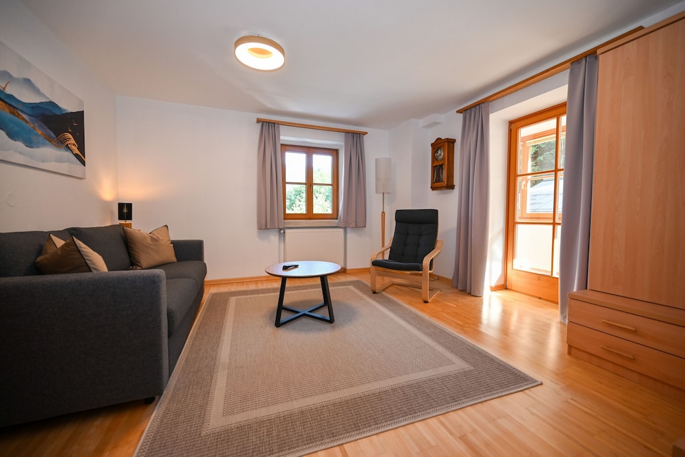 Schmitten 27 - Apartment 3 200m From ski Lift