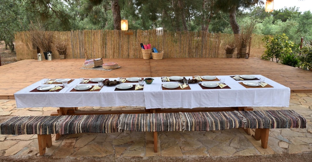 Private Eco Tent in Skiaxtro Cocoon Retreat