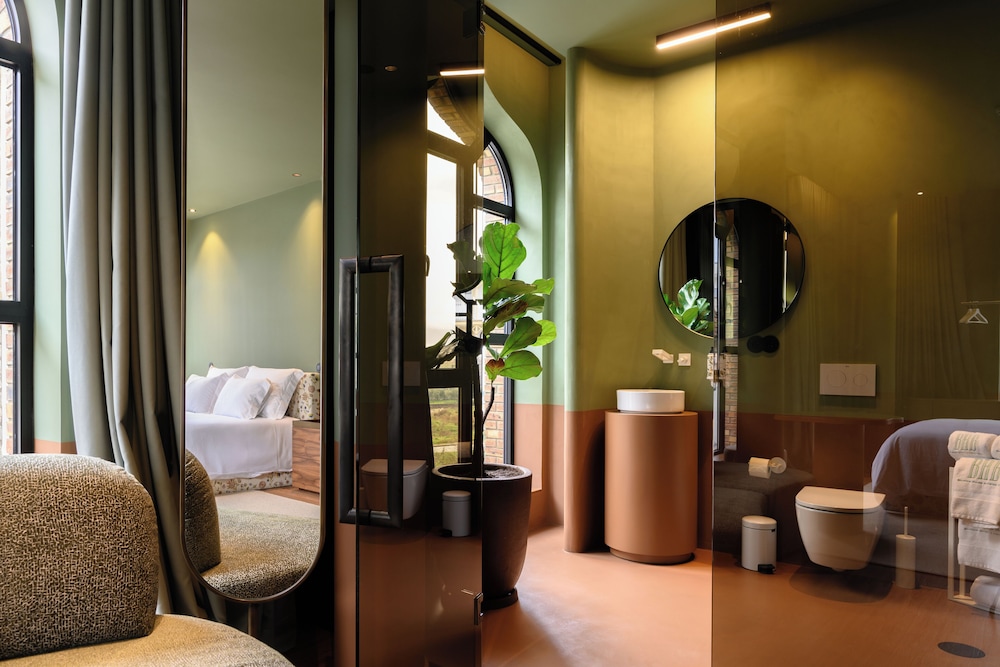 BHB Boutique House