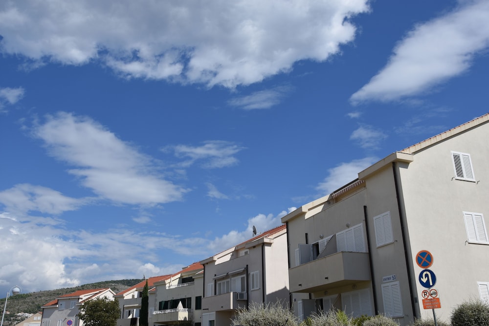 Pervanovo Apartments