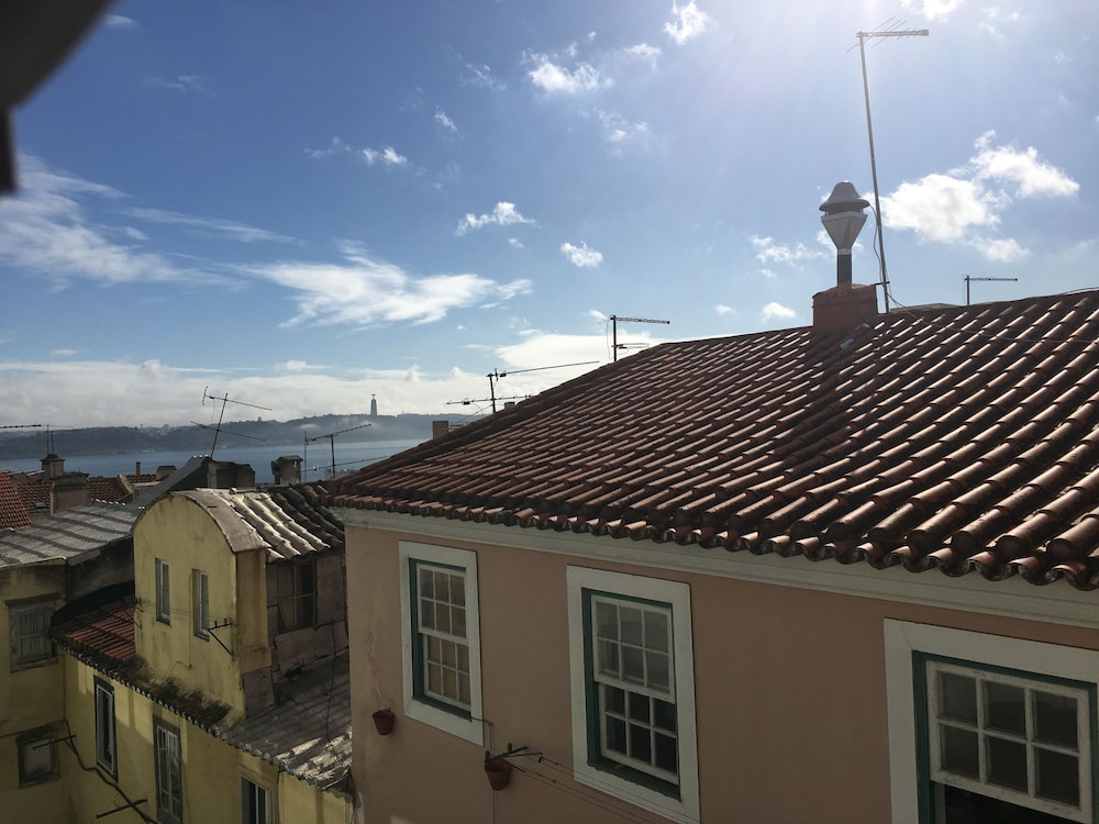 The Príncipe Real Lisbon Apartment