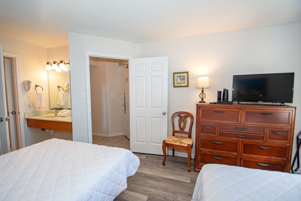 Ocean Forest 1401 1 Bedroom Condo