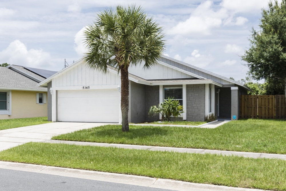 Pearl Villa - Image 1