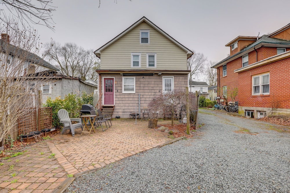 Walkable Dtwn Townhome Near Campus & Palmer Square