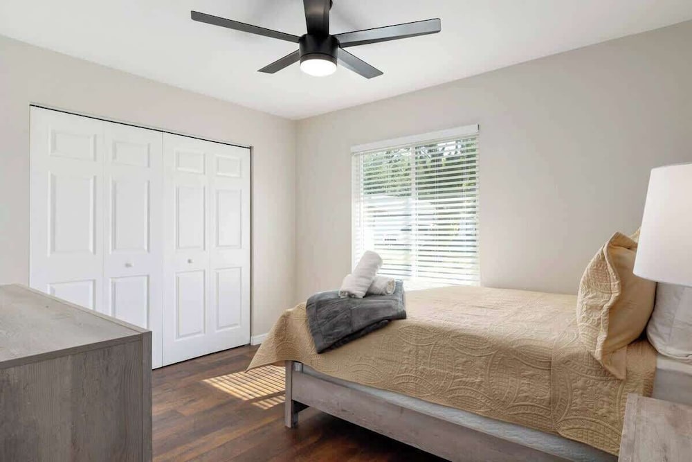 Modern 3 Bedroom, Wesley Chapel!