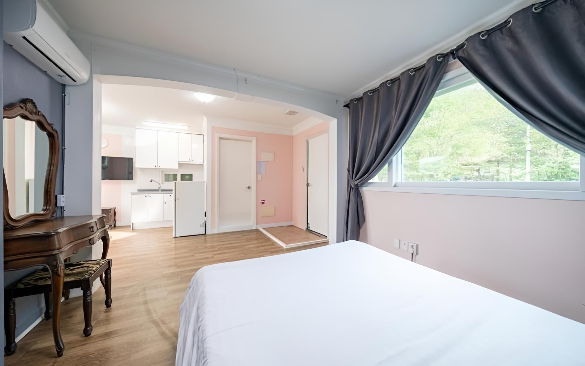 Yangpyeong Dorothy Valley Pension view 4