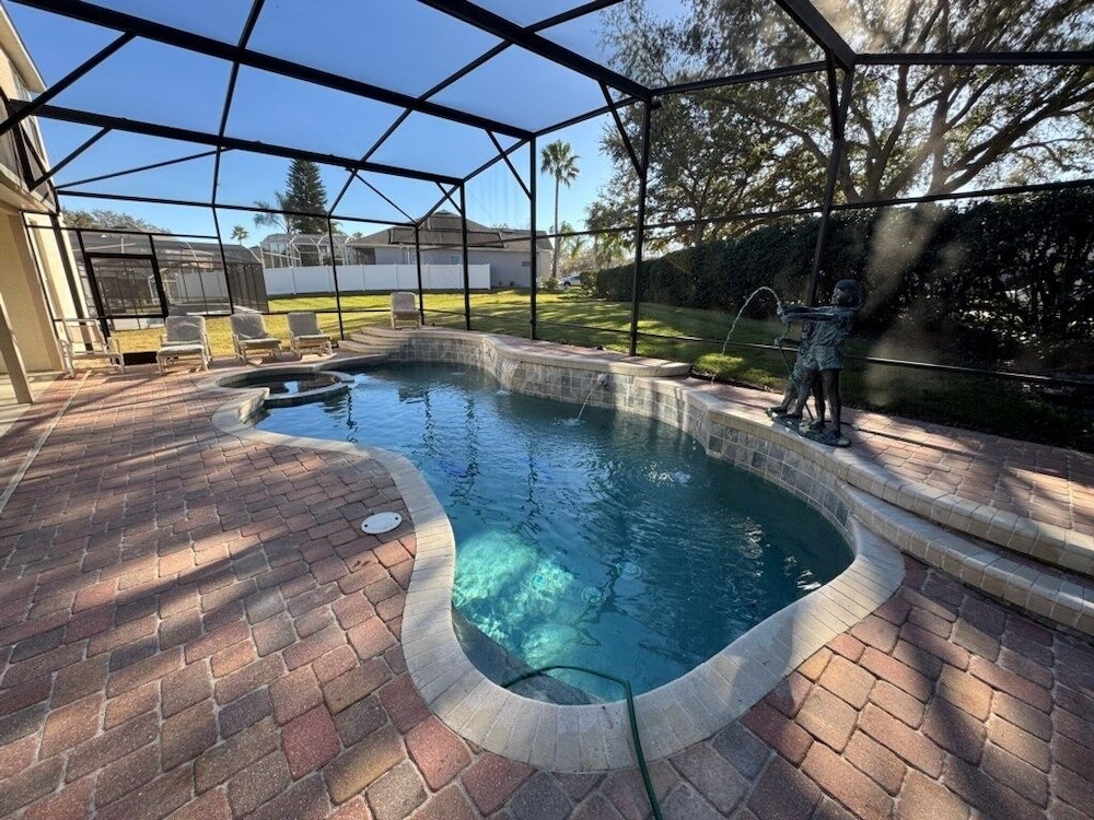 Southern Comfort 8 Bedroom Home