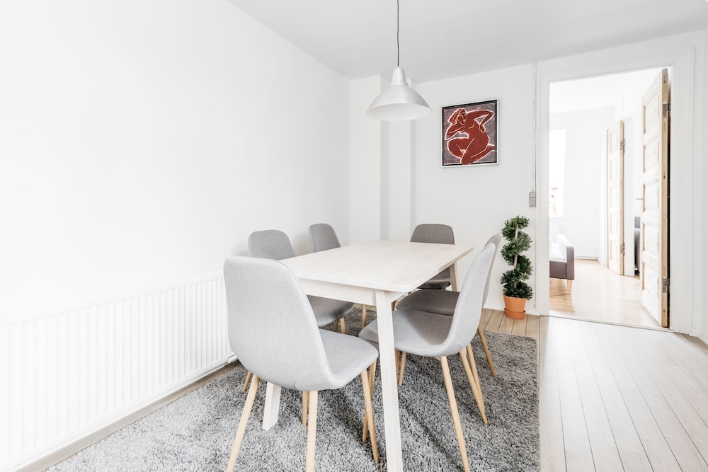 City Centre Apt next to Kongens Nytorv
