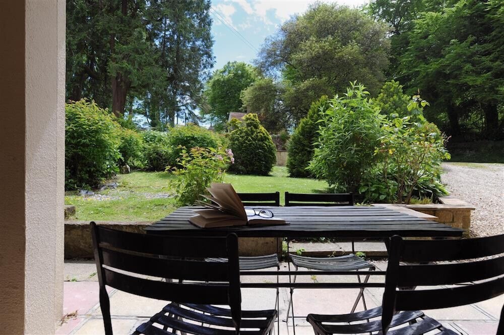 The Orchard Country House