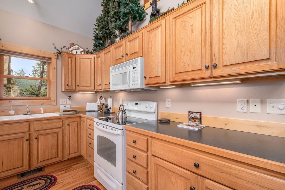 Solitude Condos - Estes Park CO