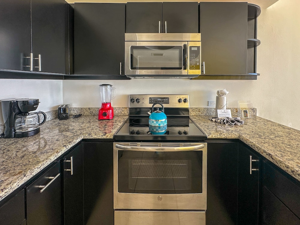 2BR Sunset Escape for Families