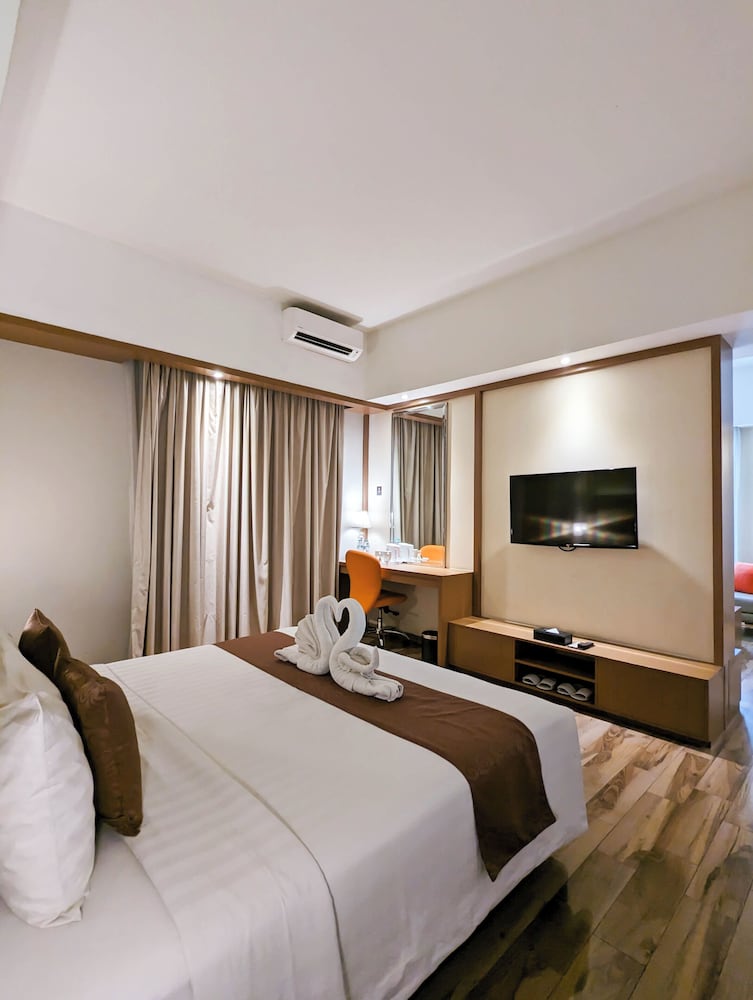 Astanaraya Suites Hotel