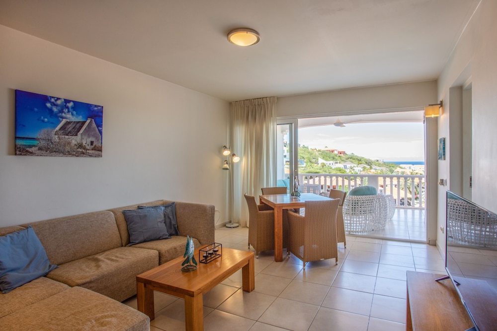 Blue Bay Apartments