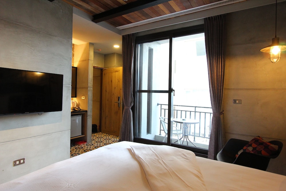Hido Hotel II