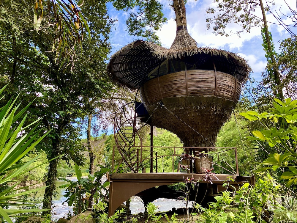 Cabanas Rio Encantado