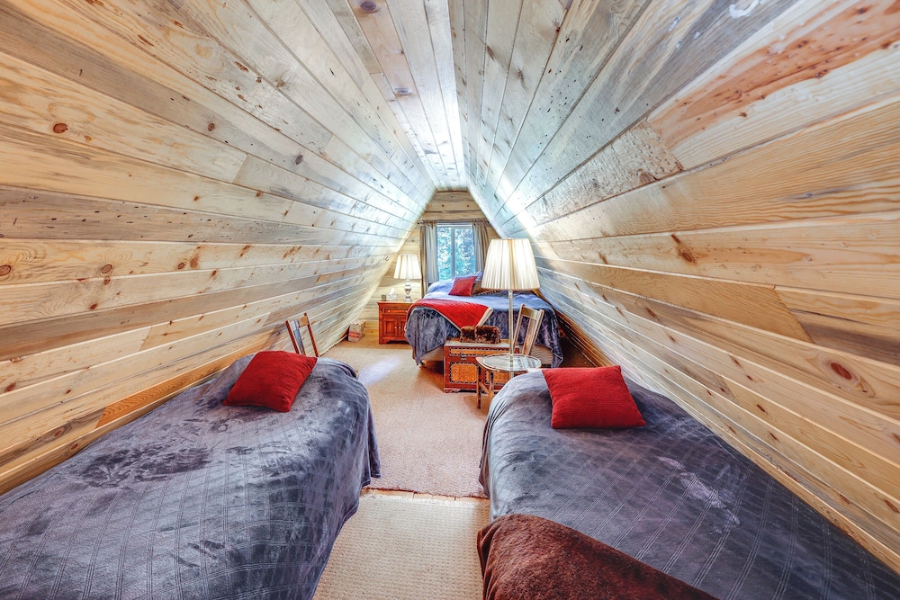 Remote Elk City Escape w/ Decks & Mtn Views!
