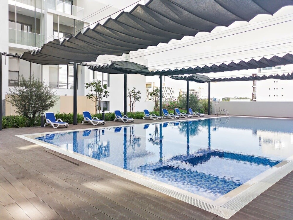 Abu Dhabi Vacations - Silkhaus Oasis Towers - Masdar City - Property Image 13