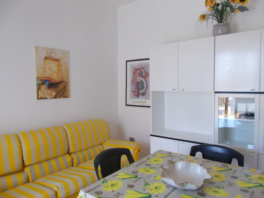 Comfortable Apartment Near the Beach