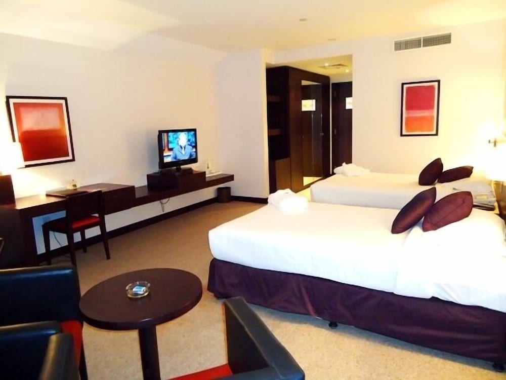 Abu Dhabi Vacations - Al Jazira Club Hotel - Property Image 22