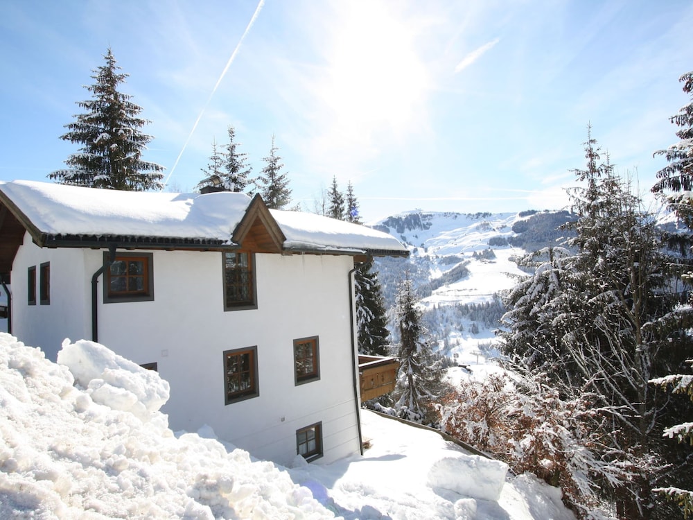 Boutique Chalet in Maria Alm near Hochkönig view 2