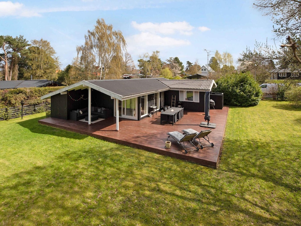 5 Star Holiday Home in Hornbaek